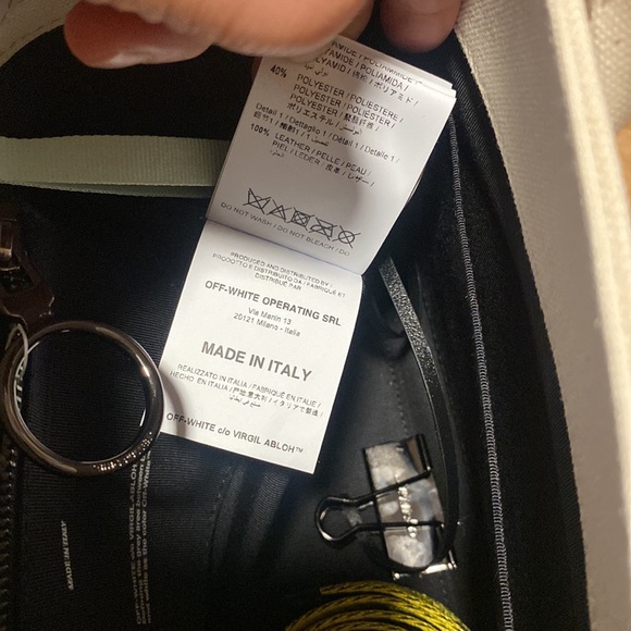 ☀️SOLD☀️ NEW OFF-WHITE Bag 2 interchangeable Straps Extra Coin Holder & Wrench - Picture 12 of 15